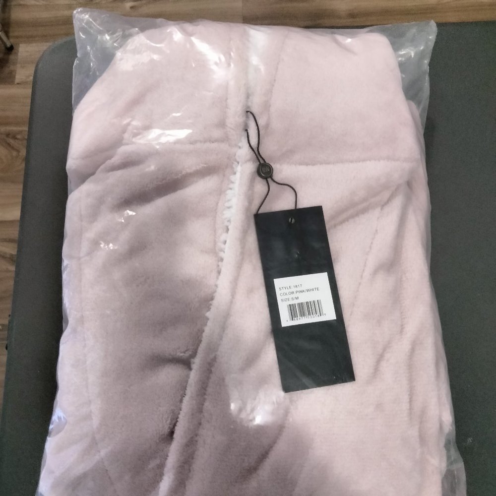 BeWicked Pink Janet Fleece Robe